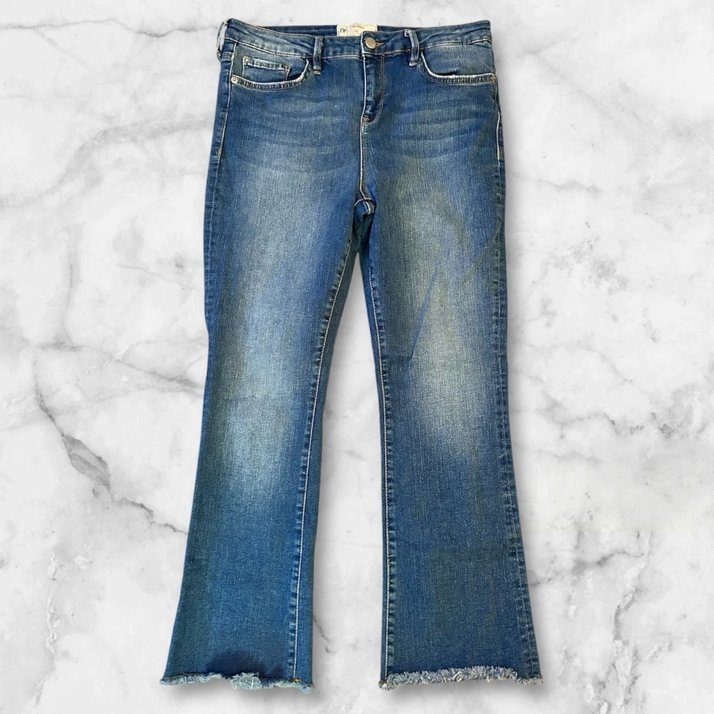 FP Free People high rise ankle fringe hem jeans sz 31 009